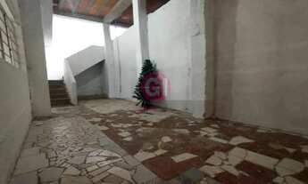 Imagem 3: Casa para aluguel com 131 metros quadrados com 2 quartos em Parque Santo Antônio - Jacareí