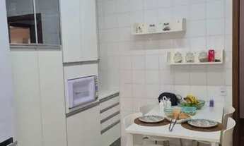 Imagem 4: Casa de condomínio para aluguel possui 400 metros quadrados com 3 quartos