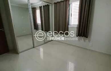 Imagem 4: Apartamento para aluguel, 3 quartos, 1 suíte, Jardim Finotti - Uberlândia/MG