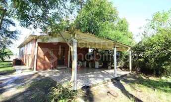 Imagem 2: CASA à venda com 2 quartos em Peruíbe, no bairro Estancia Antonio Novaes