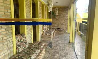 Imagem 3: Casa com piscina a 200 metros da praia