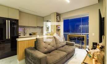 Imagem 3: Apartamento para Aluguel - Vila Galvão, 2 Quartos, 47 m2