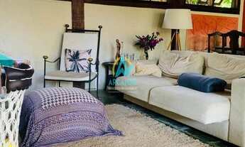 Imagem 4: Casa de condomínio no bairro Itamambuca, rua par, lado praia