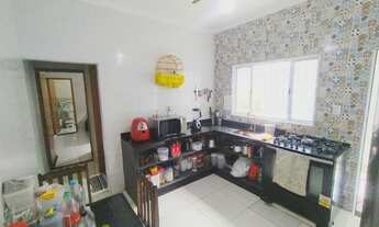 Imagem 7: Casa para venda tem 70 metros quadrados com 3 quartos em Guilhermina - Praia Grande - SP