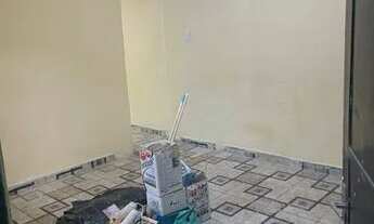 Imagem 5: Aluga-se uma casa de três cômodos