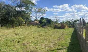 Imagem 2: Terreno - Goiana - 490 metros - com uma Pequena Construção - Água ?