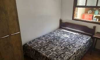 Imagem: Quarto disponível a uma quadra do metrô