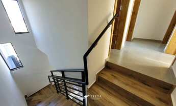 Imagem: Sobrado com 3 quartos, sendo 1 suíte, com