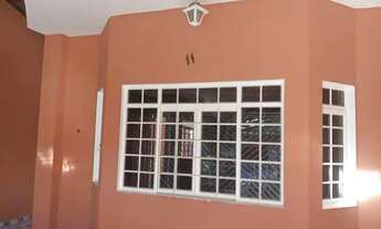 Imagem 4: Sobrado para aluguel possui 178 metros quadrados com 3 quartos