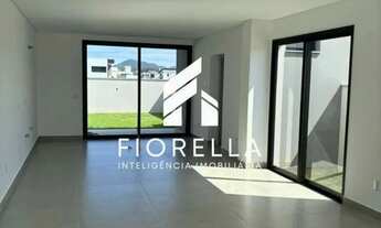 Imagem 3: Casa à venda próximo ao mar no Jardim Campeche em Florianópolis