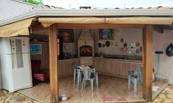 Imagem: Casa com Piscina e Área Gourmet 3 Quartos