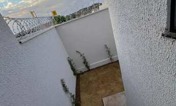 Imagem 6: Casa Térrea com Design Moderno e 3 Quartos no Maysa