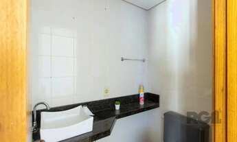 Imagem 3: EXCELENTE SALA COMERCIAL, muito bem localizada no bairro Menino Deus, 01 banheiro, sacada