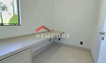 Imagem 4: Casa de condomínio em Rua José de Abreu Neto - Jardim Esmeralda - Marília/SP