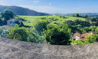 Imagem: Terreno com área construída e vista deslumbrante!
