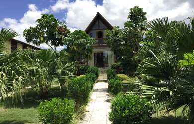 Imagem 2: Casa de condomínio para aluguel e venda tem 324 metros quadrados com 4 quartos