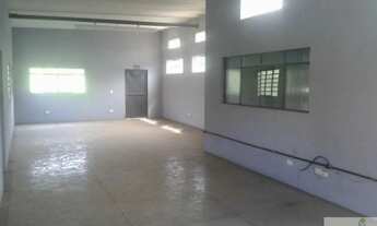 Imagem: Galpão Industrial entre Embu Guaçu - Cipó