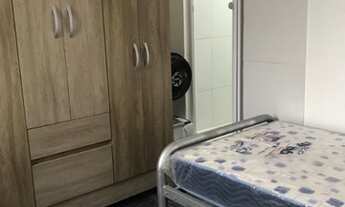 Imagem: Quarto compartilhado p/universitárias UFRJ/Fundão