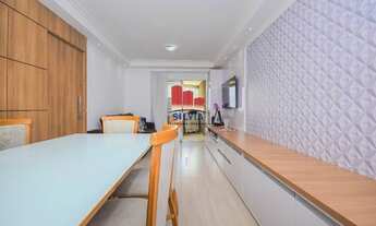 Imagem 3: Lindo Apartamento de 3 Quartos,Suíte e Sacada com Churrasqueira no Capão Raso !