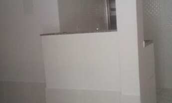 Imagem 7: Casa para aluguel possui 30 metros quadrados com 1 quarto em Inhoaíba - Rio de Janeiro - R