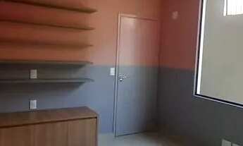 Imagem 7: Prédio comercial próx. a Av. Alberto Andalo