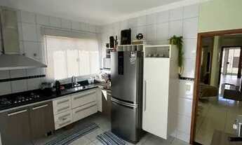 Imagem 3: CASA COM ÓTIMA ESTRUTURA DE LAZER NO BAIRRO CORONEL ANTONINO