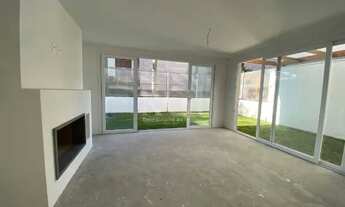 Imagem 4: Casa Condominio para Venda - 135.7m², 3 dormitórios, sendo 3 suites, 2 vagas - Teresópolis