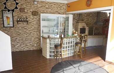 Imagem 6: CASA MONGAGUÁ Casa com 5 dormitórios