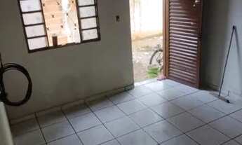 Imagem 4: Casa térrea- bem localizada