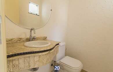 Imagem 6: Sobrado triplex com 03 dormitórios para alugar - R$ 4.350,00/mês + taxas - Pilarzinho - Cu