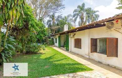 Imagem 2: Belíssima casa 400 m2 a.u - 3 dormitórios - 4 vagas - Av. Professor Frederico Herman Junio