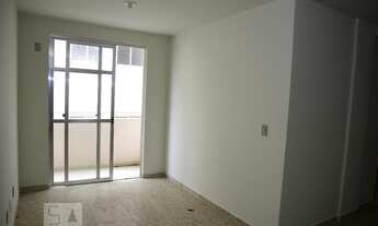 Imagem 2: Apartamento para Aluguel - Freguesia , 2 Quartos, 57 m2