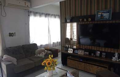 Imagem 4: Casa de 2 pisos ,Conjunto de Flores,Próximo a Arena da Amazônia