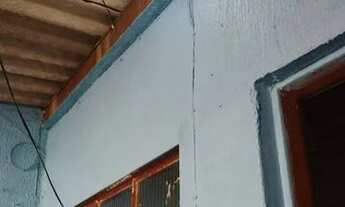 Imagem 1: Casa fundos 3 quartos QNM 5 conjunto E casa 36 tratar