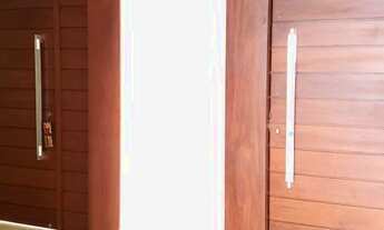 Imagem 6: Casa de condomínio sobrado para venda tem 654 metros quadrados com 5 quartos