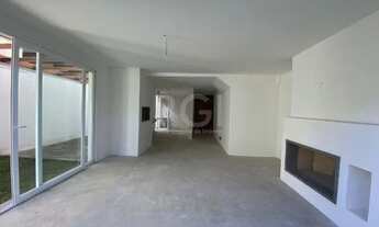 Imagem 3: Casa Condominio para Venda - 135.7m², 3 dormitórios, sendo 3 suites, 2 vagas - Teresópolis