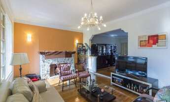 Imagem: Casa em rua nobre!!