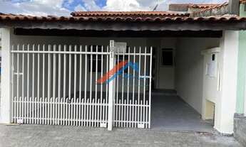 Imagem: Casa com preço de ocasião na Zona Leste