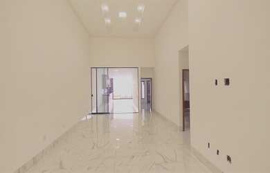 Imagem 5: Casa de Rua - Casa 3 quartos, sendo 3 suítes