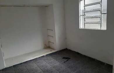 Imagem 6: Barracão de com área privativa de um quarto. Novo Riacho