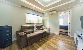 Imagem 2: Casa para Aluguel - Jardim do Estadio, 4 Quartos, 130 m2