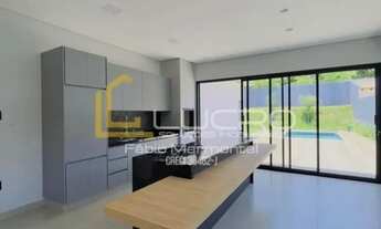 Imagem 3: Casa em Condomínio Fechado para venda com 210 m² e 3 quartos em Centro, Piratininga - SP