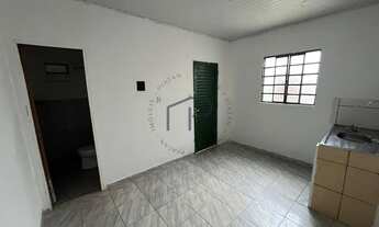 Imagem: Aluga-se Casa da frente com 1 quarto em