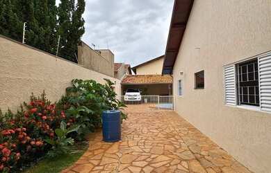 Imagem 4: Casa com 4 quartos com piscina na Giocondo Orsi- Campo Grande