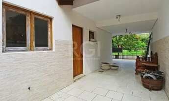 Imagem 5: Casa em Porto Alegre, no bairro Hípica, com 3 dormitório(s), e 3 banheiros, à venda