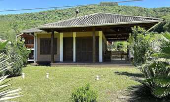 Imagem: Sítio com casa de 3 quartos à venda em