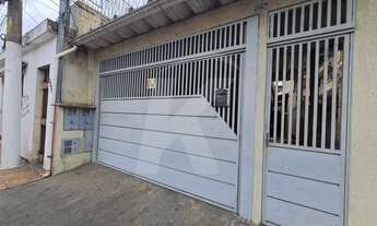 Imagem 2: Casa térrea com 1 quarto, sala, cozinha, banheiro, área de serviço, 1 vaga de garagem