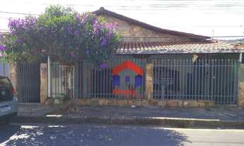 Imagem: Casa com 6 quartos à venda por R$ 500.000