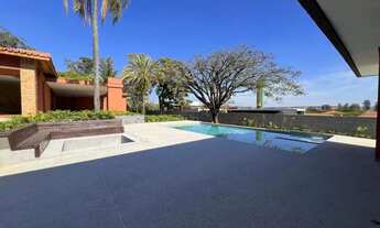 Imagem 7: Casa de Alto Padrão com Arquitetura Exclusiva em Condomínio Privilegiado Residencial Cháca