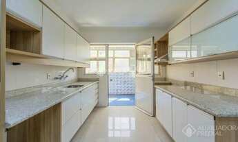 Imagem 7: Imóvel para venda possui 197 metros quadrados com 4 quartos em Moinhos de Vento - Porto Al